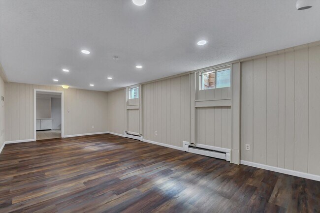 Building Photo - Beautiful, Bright & Move-In Ready Ranch in Desirable West Arvada