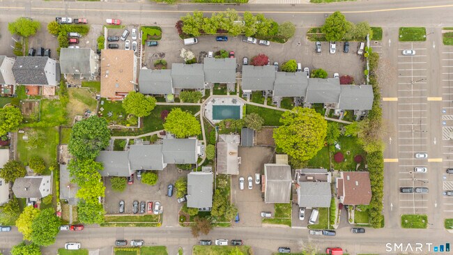 Building Photo - 63 Myano Ln
