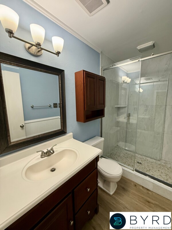 Building Photo - 1703 Sheldrake Ct