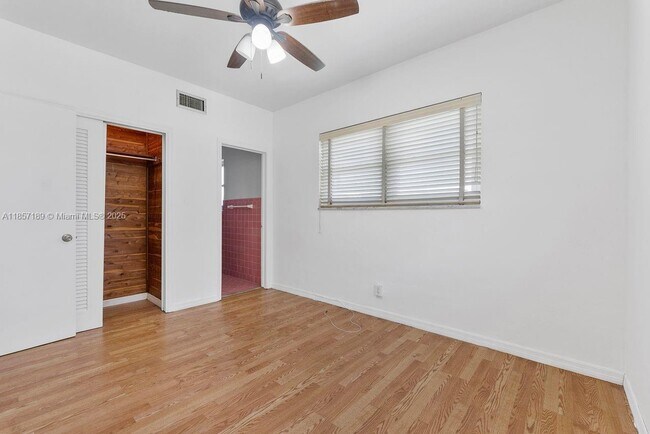 Building Photo - 1150 Adams St