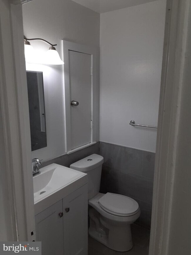 Building Photo - 7200 Crittenden St