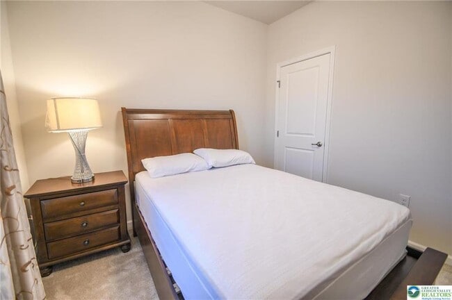 Building Photo - 2396 Cook Dr