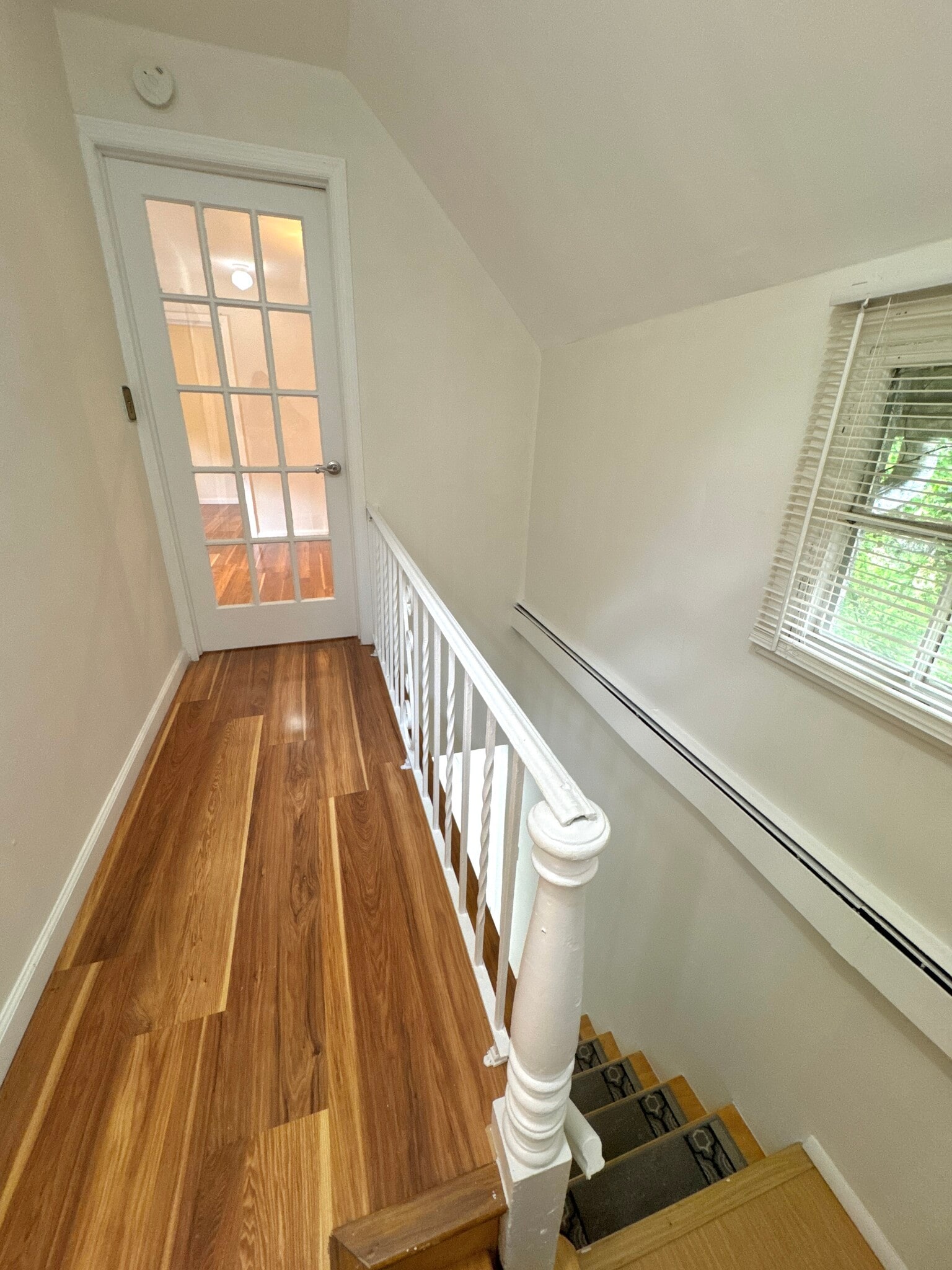 2nd Floor - 414 Undercliff Ave
