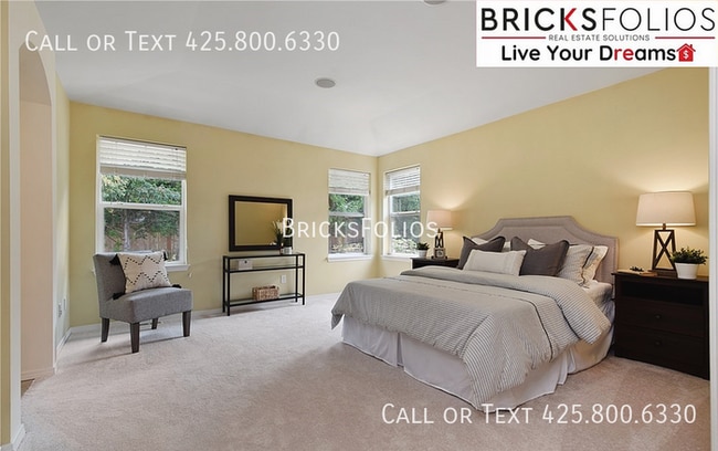 Building Photo - Welcoming Home in Bothell, Ideal for Relax...