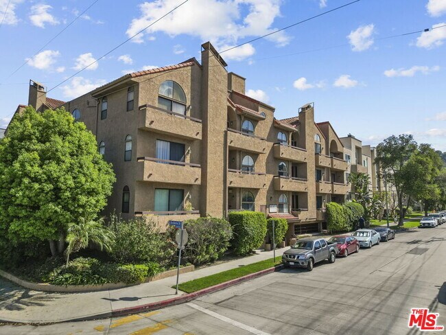 Building Photo - 14572 Dickens St