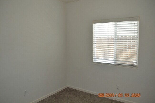 Building Photo - 4220 Freemark Ave