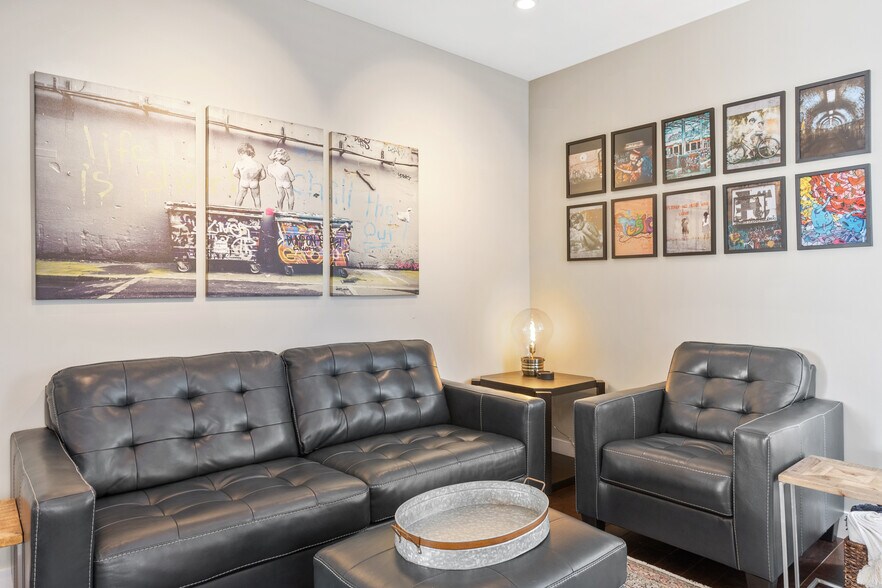 Building Photo - 1819 Irving St