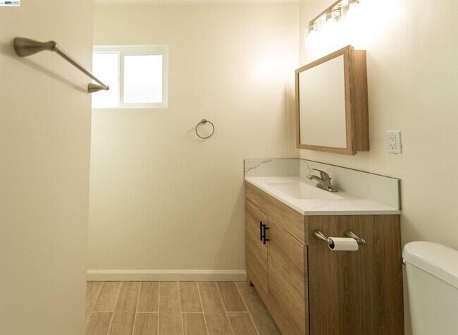 Building Photo - 3639 Patterson Ave