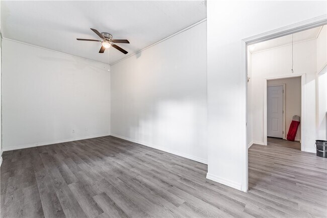 Building Photo - 10984 Tony Mountain Rd