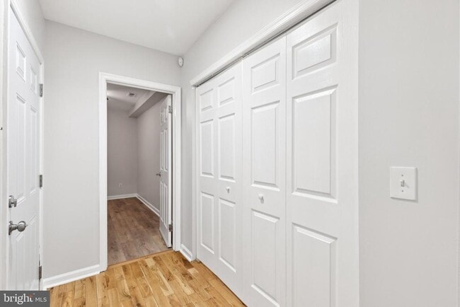 Building Photo - 1931 N Uber St