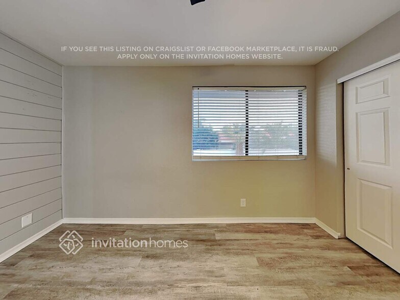 Building Photo - 1208 W Sand Hills Ct