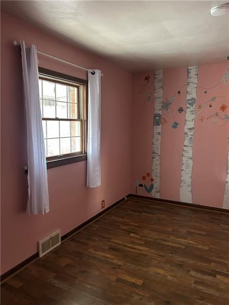 Building Photo - 414 Plum Ave