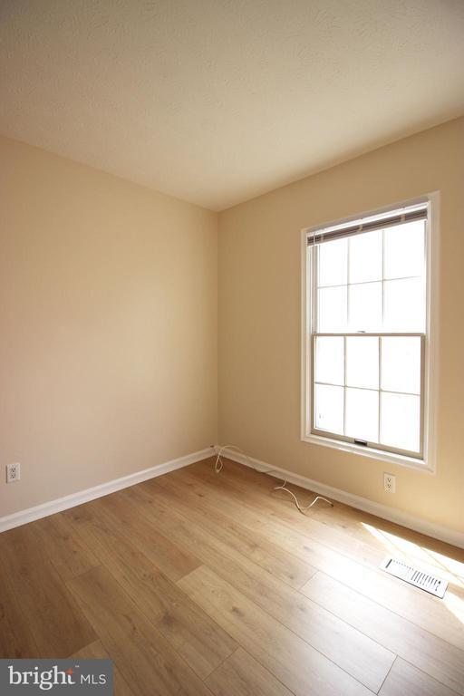 Building Photo - 6705 Ammendale Way