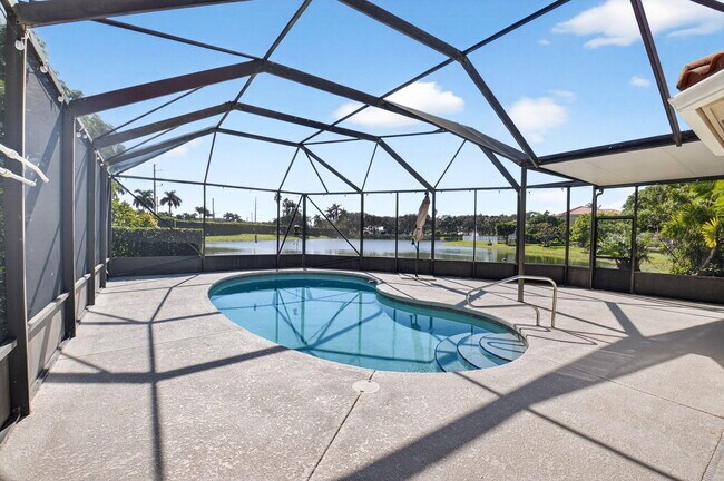 Building Photo - 7306 Spinnaker Bay Dr