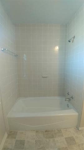 Building Photo - 3633 Wedgworth Rd S