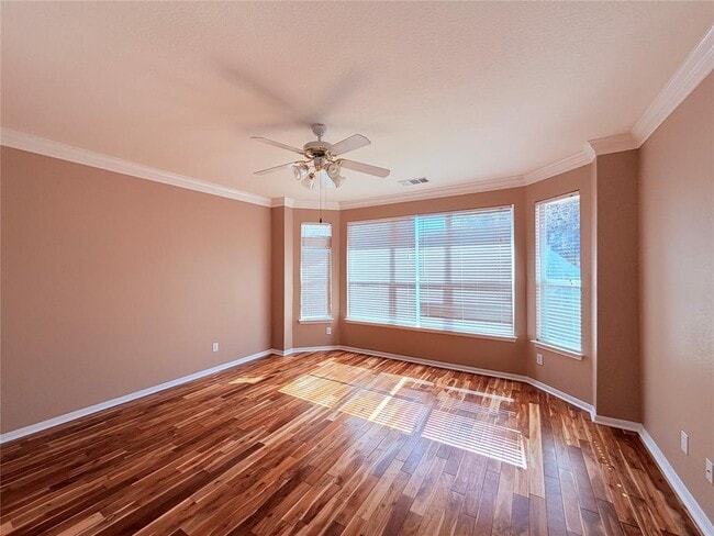 Building Photo - 3927 Blue Monster Cove