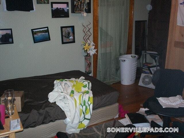 Building Photo - 243 Summer St