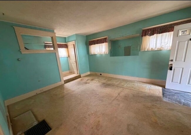 Building Photo - OWNER FINANCING