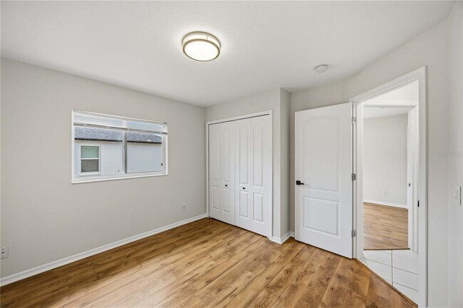 Building Photo - 2260 Mistleto Ln