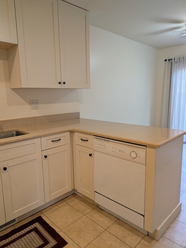 Building Photo - 1535 Wedgefield Cir
