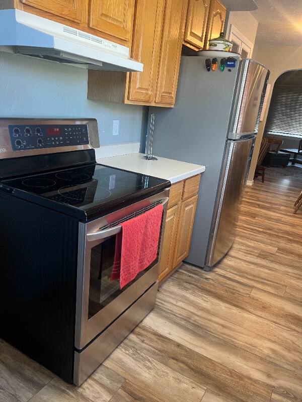 Building Photo - 1204 Avenue E