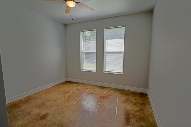 Building Photo - 2720 Jewel Rd