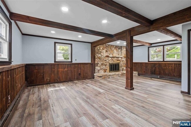 Building Photo - 230 Orchard Dr