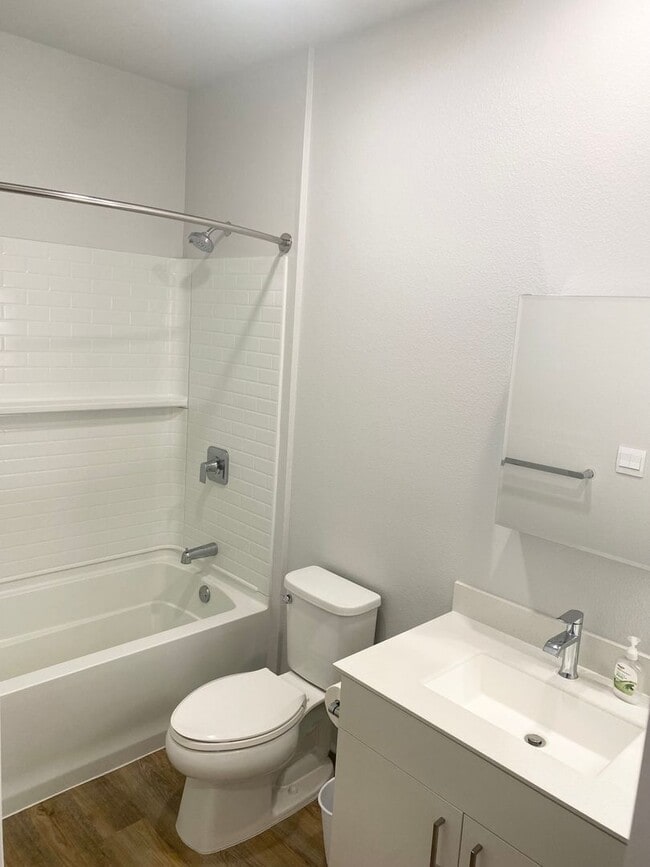 Building Photo - Kaikea at Ho'opili - Townhouse 2 bedroom 1...