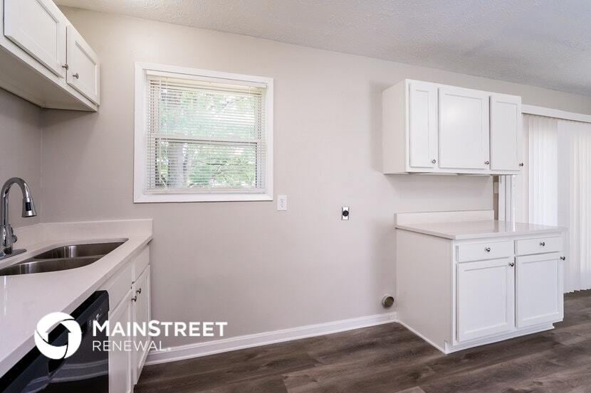 Building Photo - 309 Downes Ln