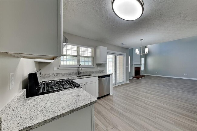 Building Photo - 1618 Sparrow Wood Ln SW