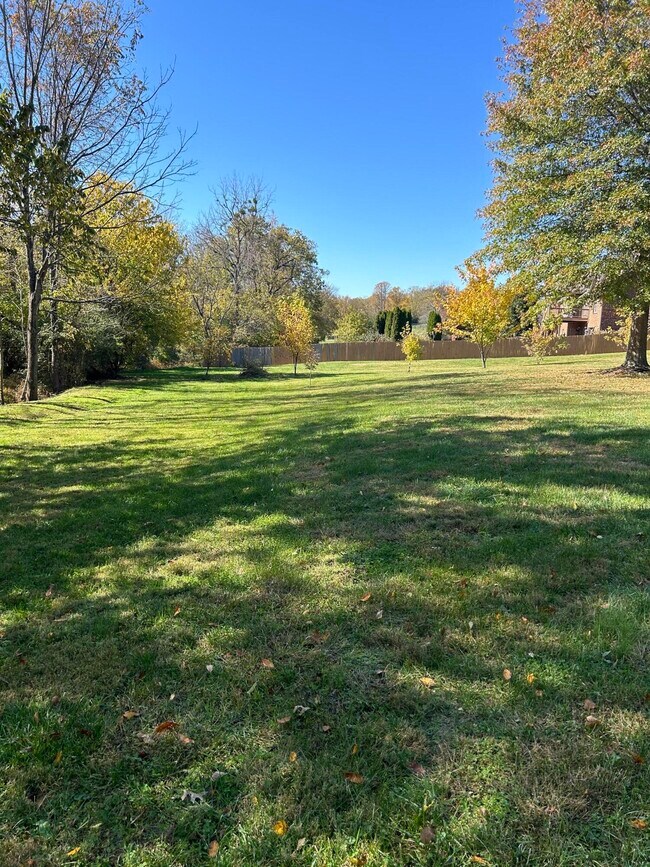 Building Photo - 409 Lawson Dr