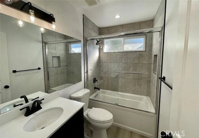 Building Photo - 1738 N Sierra Bonita Ave