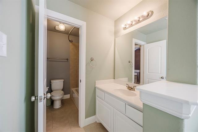 Building Photo - 15516 Mayflower Trail