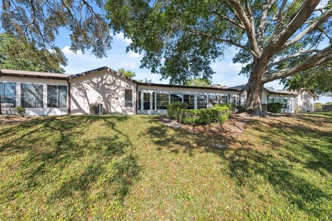 Building Photo - 7522 Heather Walk Dr