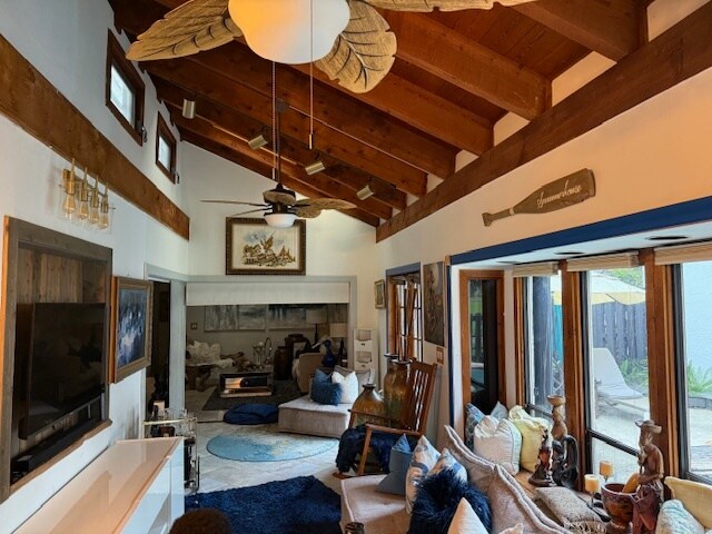 Family Room - 1420 W Sandpiper Cir