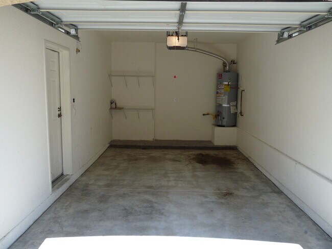 Building Photo - GATED 2 BEDROOM, 2 BATH CONDO IN JASMINE RANCH COMMUNITY