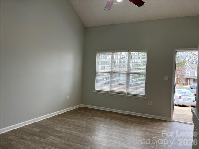 Building Photo - 7667 Petrea Ln