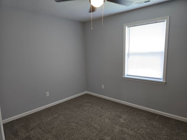 Building Photo - 2 Bedrooms/1 Bath Upstairs unit "Call us a...