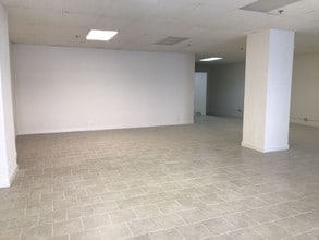 Building Photo - SB Grand