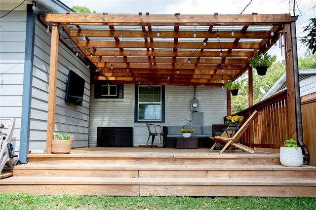 Building Photo - 10879 Cassandra Way