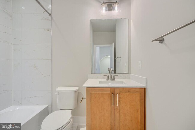 Building Photo - 2705 Ferry Bar Dr