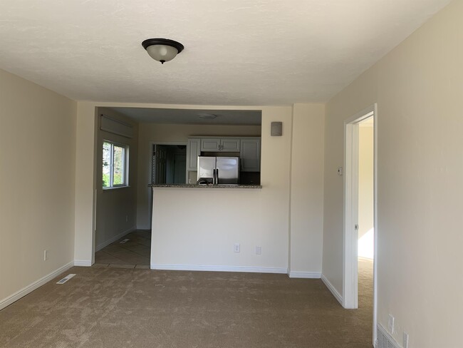 Building Photo - 265 S 1135 W