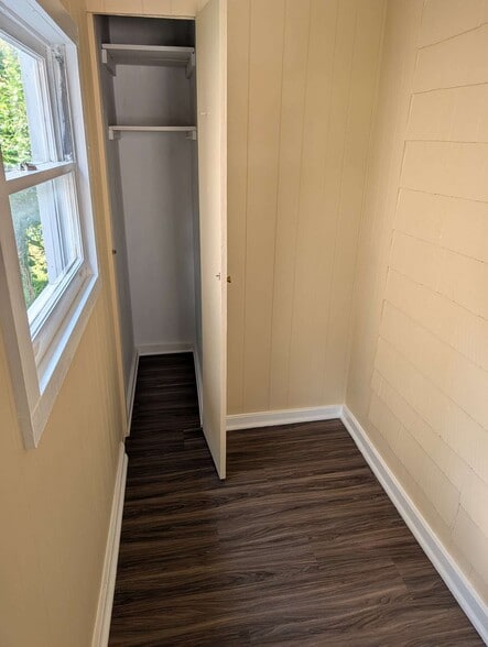 Foyer - 41 Wallace Ave