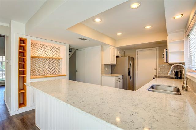 Building Photo - 3728 Blue Bonnet Ct