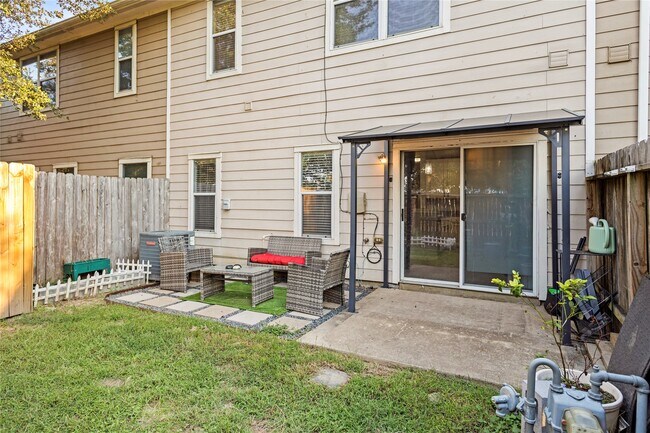 Building Photo - 14522 Durham Chase Ln