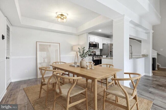 Building Photo - 46630 Drysdale Terrace