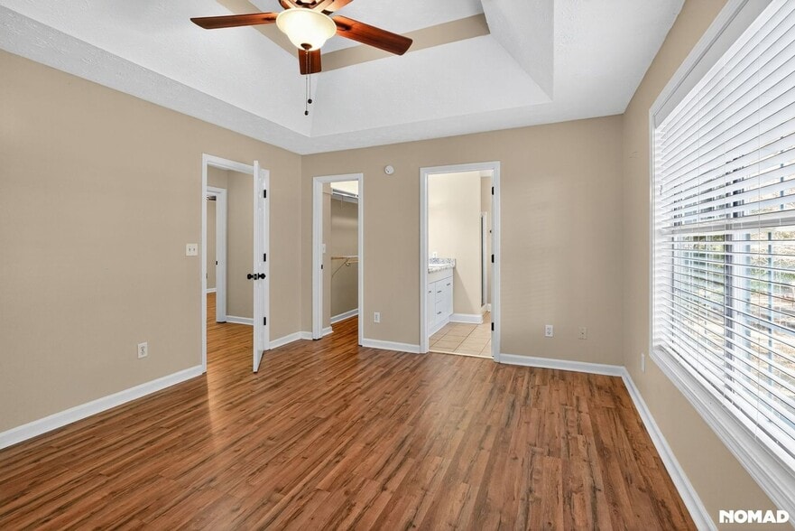 Building Photo - 198 Lakeview Dr