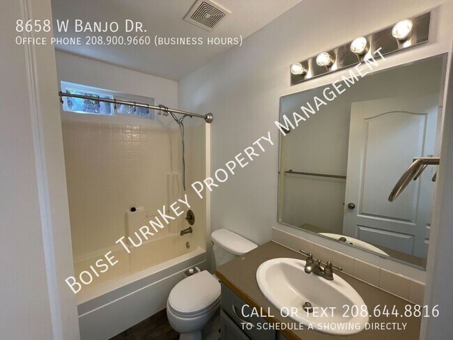 Building Photo - 8658 W Banjo Dr