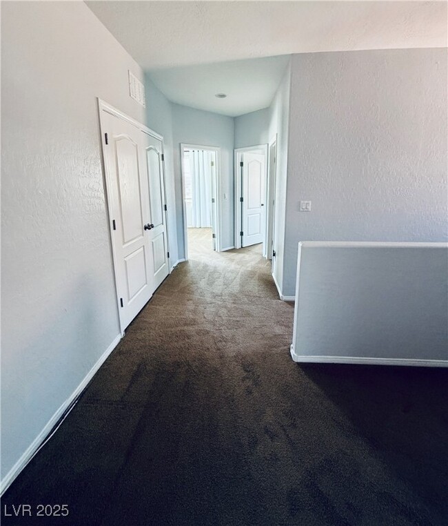Building Photo - 693 Calamus Palm Pl