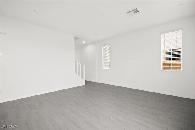 Building Photo - 10140 Glen Aulin St